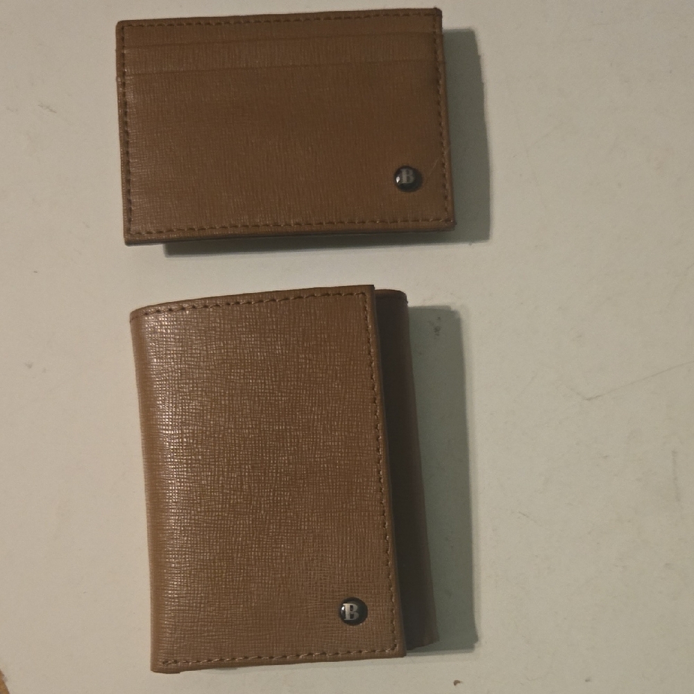 Brookstone Tan Leather Card Holder Set